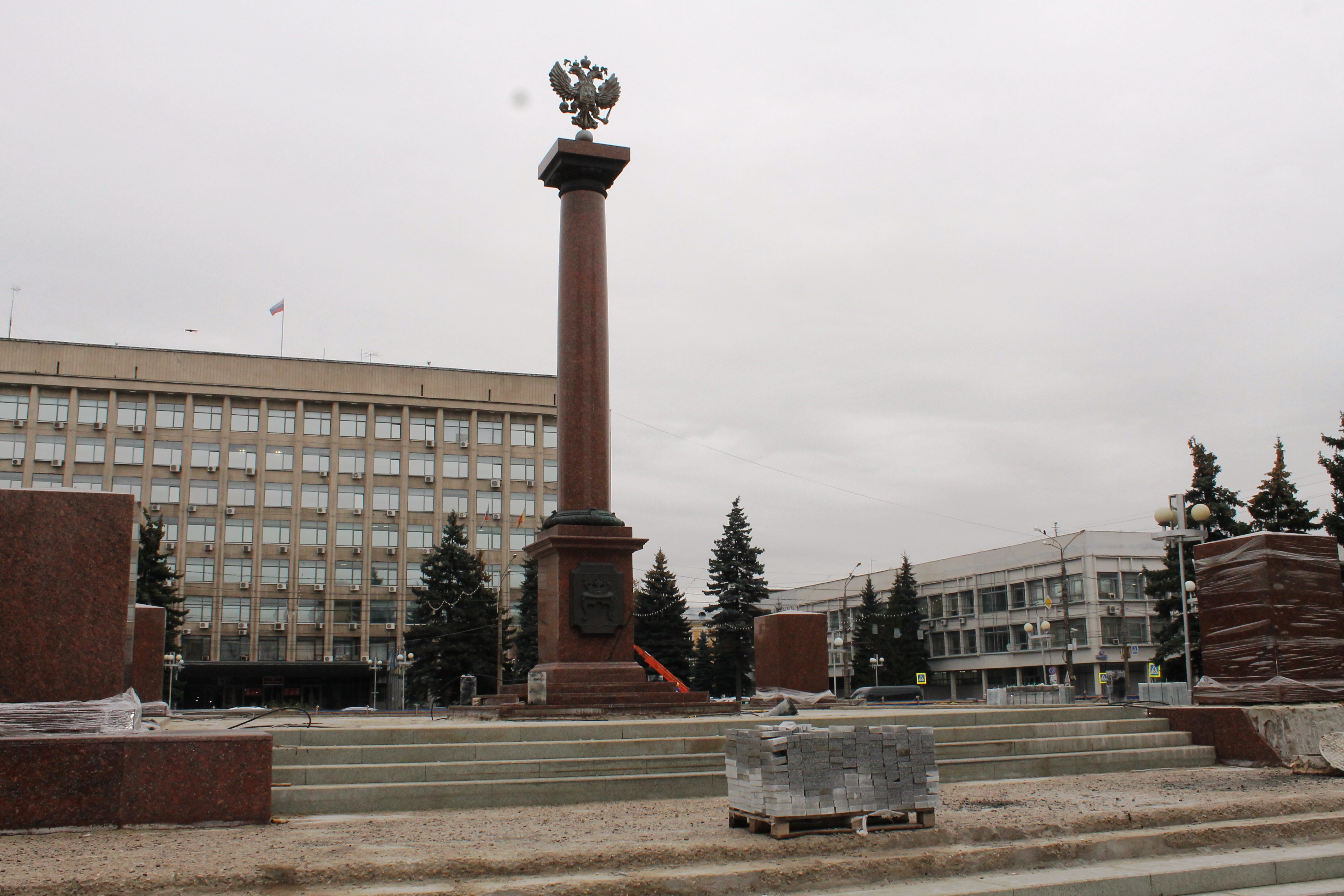 Ходов городов. Стелла город воинской славы Тверь. Стела «город воинской славы» (Тверь). О стеле «город воинской славы» в городе Твери. Площадь воинской славы Тверь.