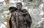  В Твери прошло торжественное открытие памятника Воину-освободителю