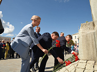 День города Твери начался  с возложения цветов к памятнику Михаила Тверского 