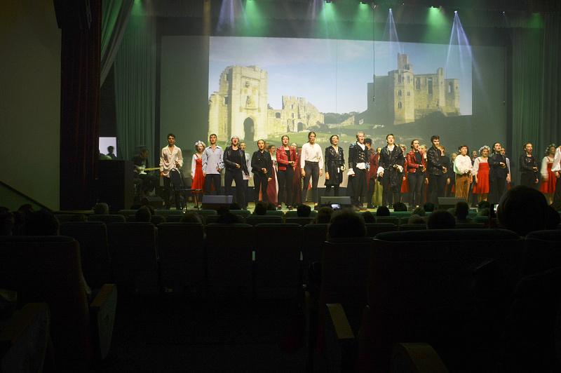 В Твери прошла премьера международного музыкального проекта «Музыка ради мира»